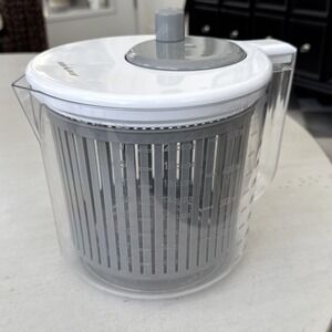 Brookstone Salad Spinner, Gray and White, 5 Quart